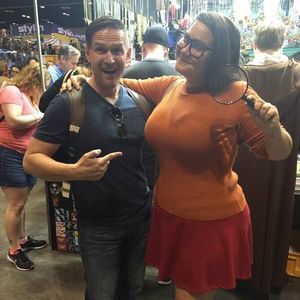 Meet your Posher, Cary